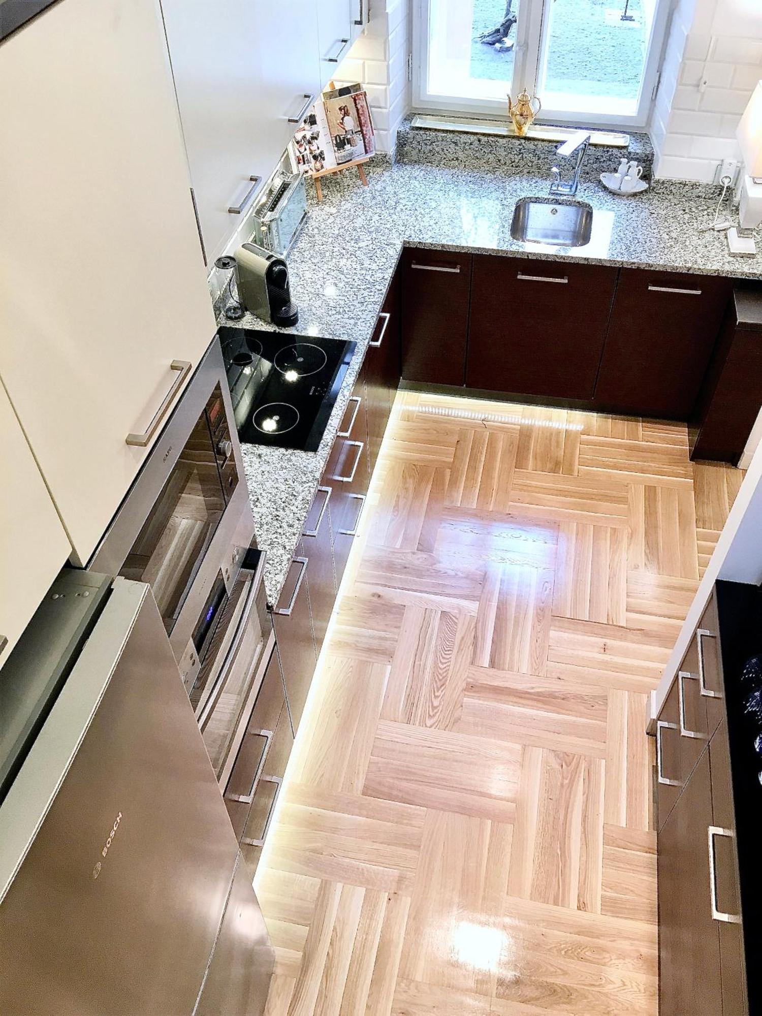 Mondrian Luxury Suites & Apartments Market Square IV Warsaw Bilik gambar